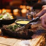 Steak London: Bukan Steak Inggris Kuno, Tapi Potongan Flank Murah Meriah yang Bikin Gourmet!